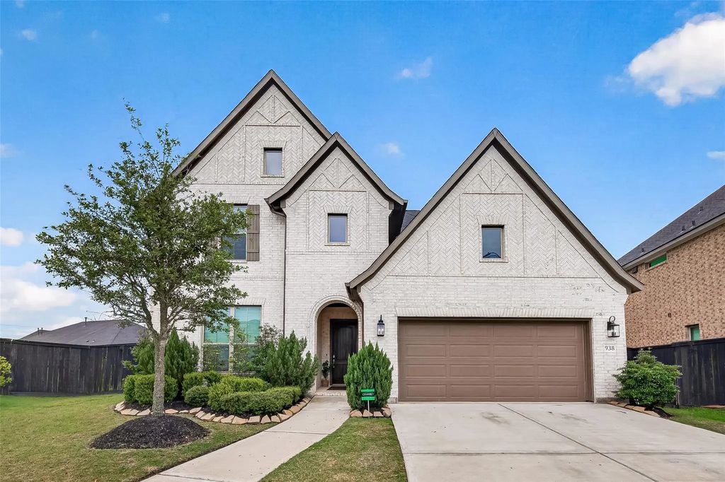 938 Orange Zest Lane, Richmond