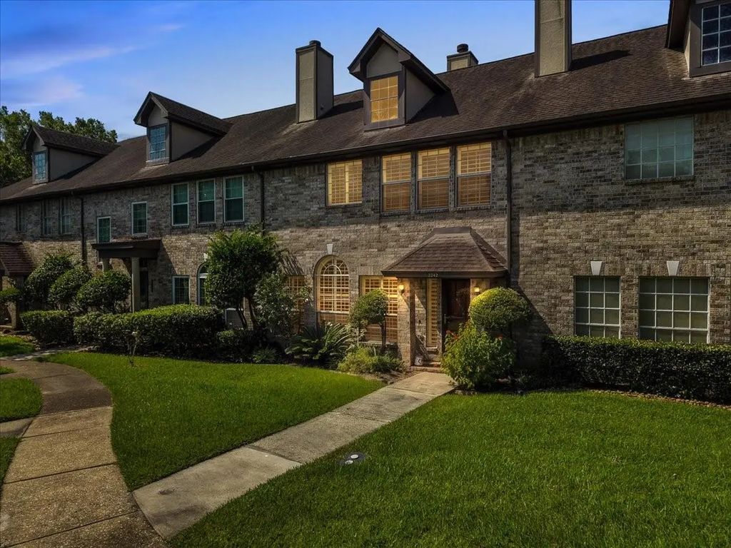 2242 Gemini Street, Houston