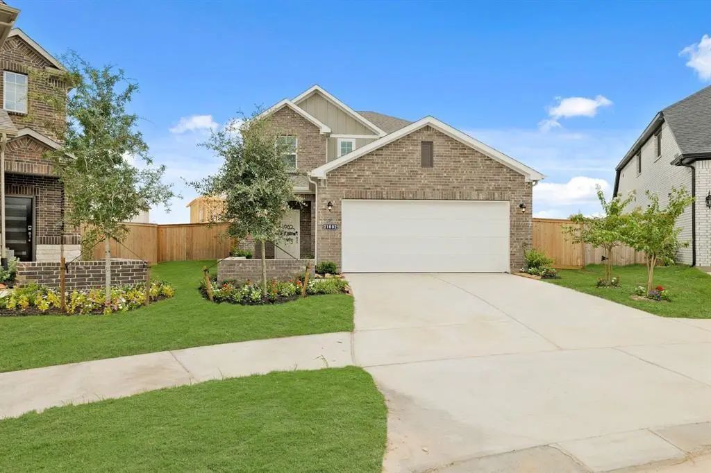21002 Armstrong County Drive, Cypress