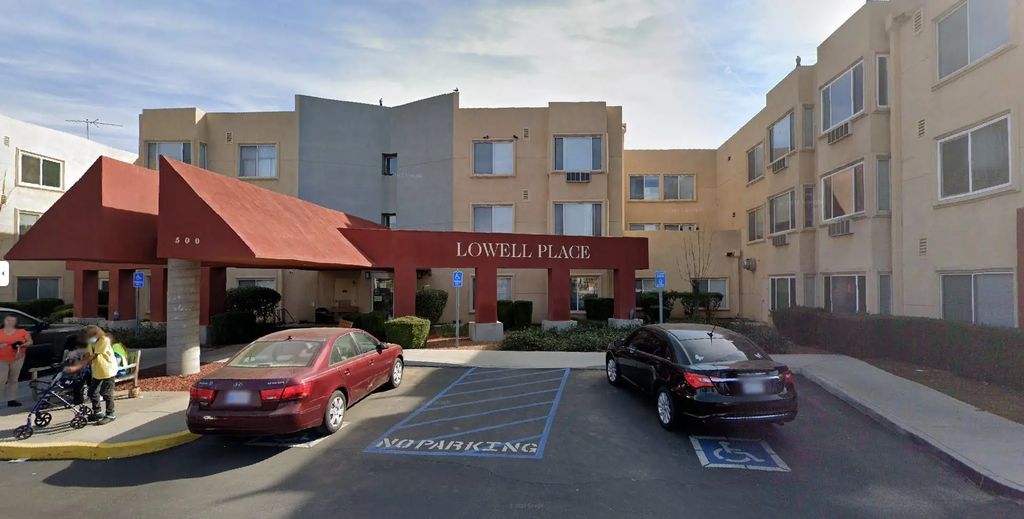 500 R St, Bakersfield