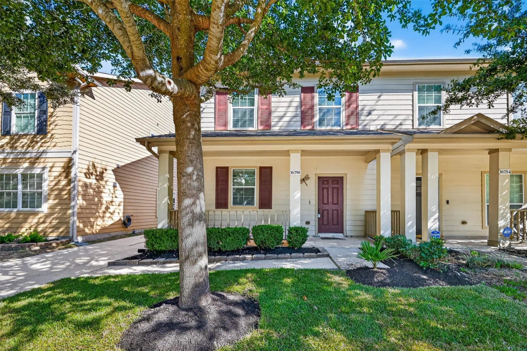 16758 Mammoth Springs Drive, Houston
