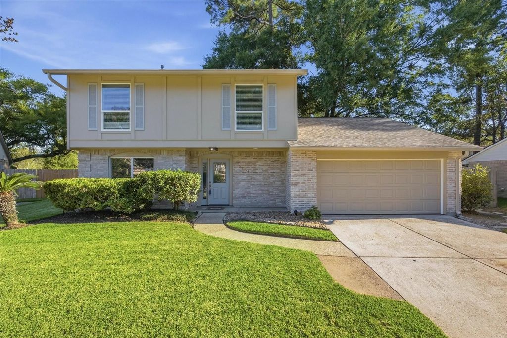 3234 Golden Leaf Drive, Kingwood