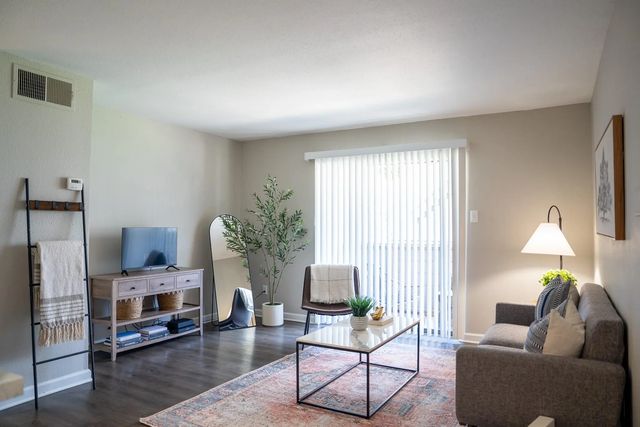 11000 Crescent Moon Drive 246, Houston