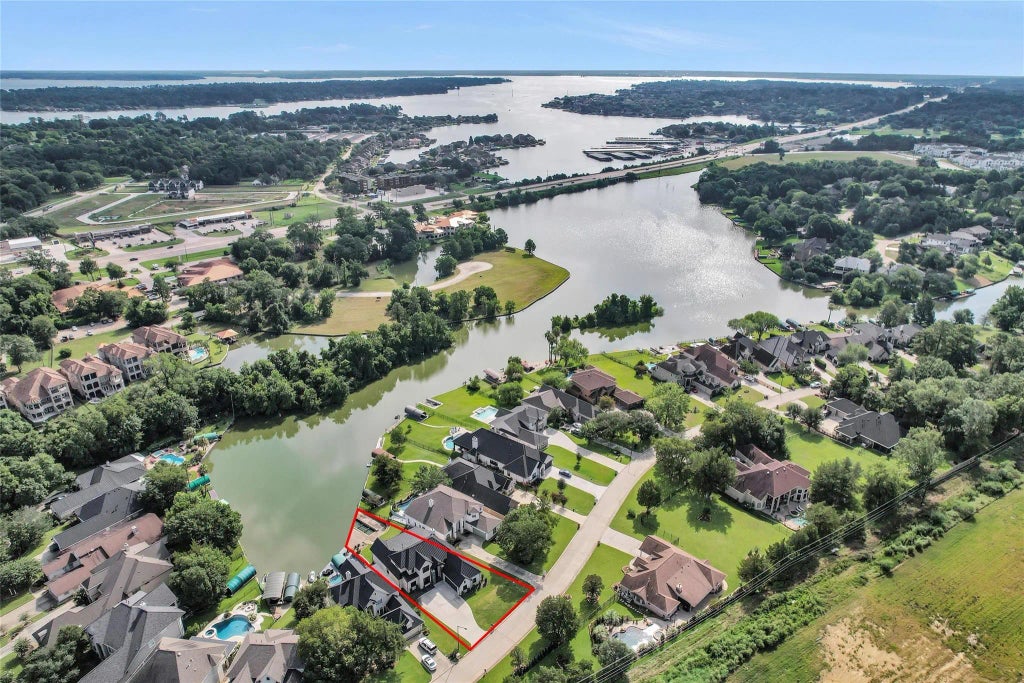 233 Blue Heron Drive, Montgomery