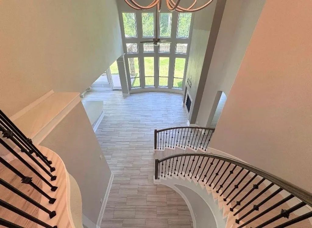 120 Wake Valley Court, Conroe