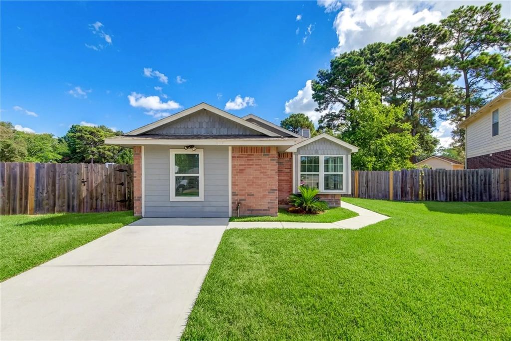 15814 Murrelet Court, Humble