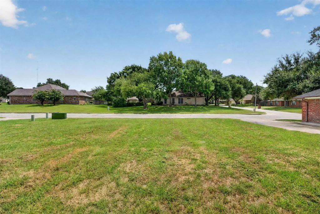 Oakwood Drive, Brenham