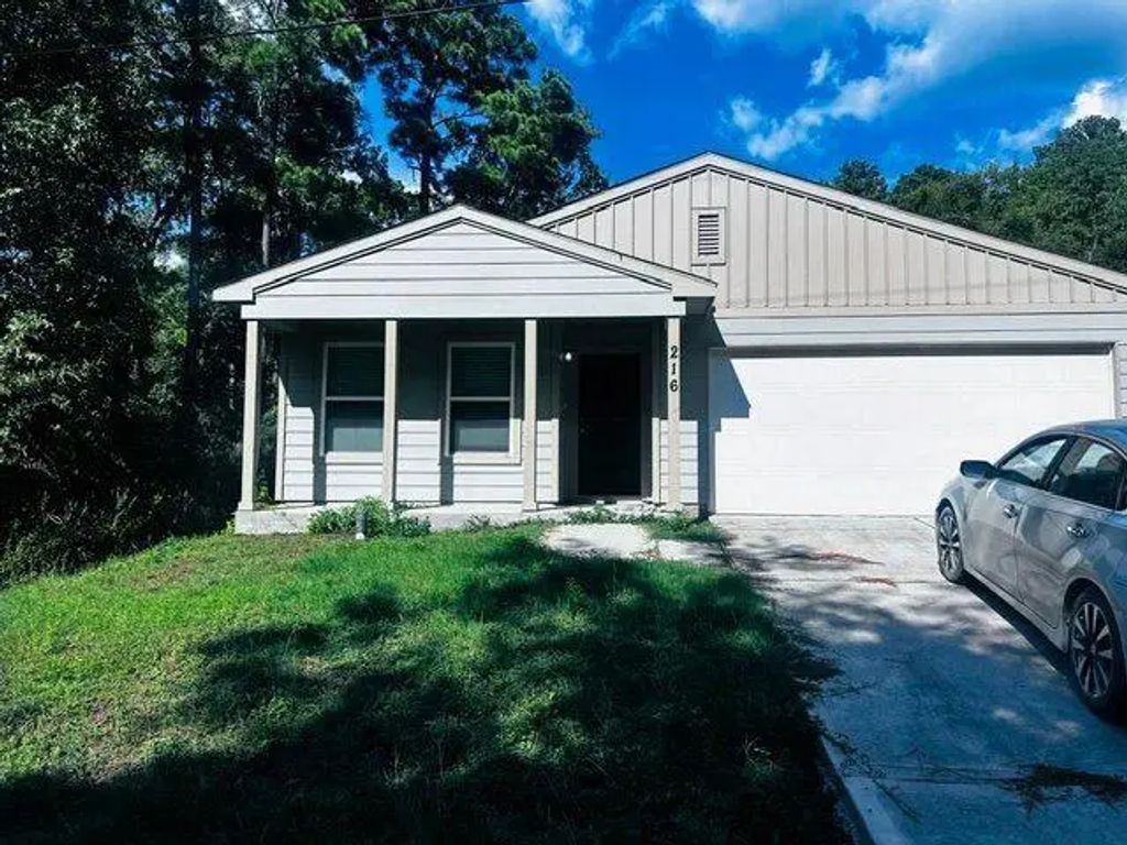 216 Apple Tree, Livingston