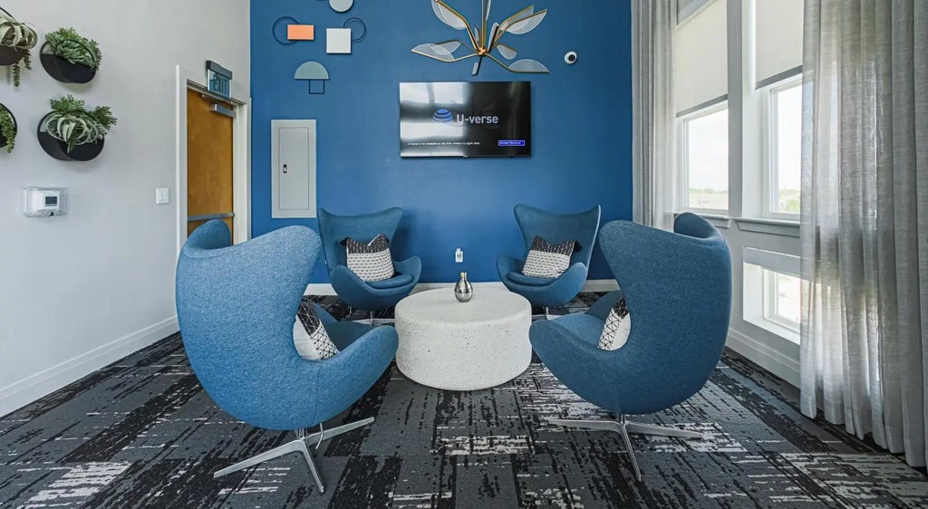 9330 Main Street 488, Houston