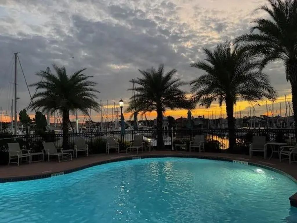 517 Mariners Drive, League City