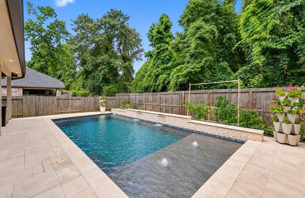 349 Capriccio Lane, Montgomery