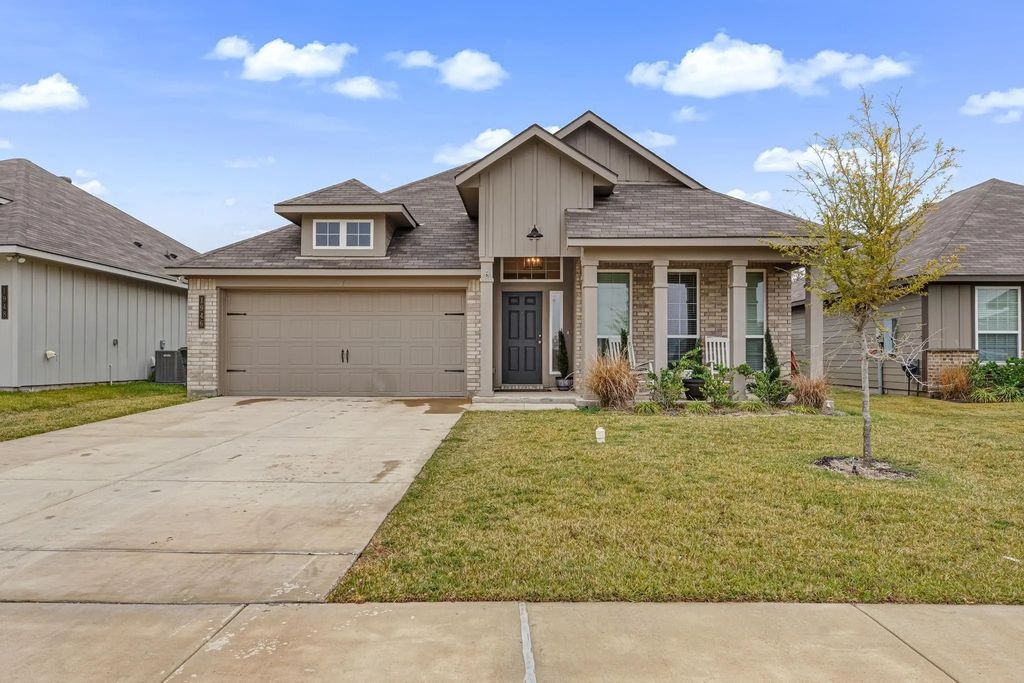 1946 Chief Street, Bryan