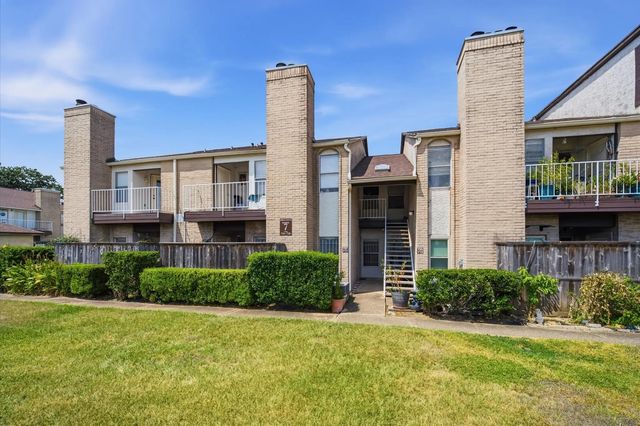 2011 Spenwick Drive 717, Houston