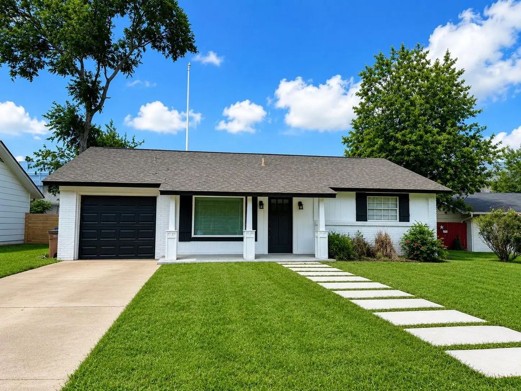 1704 Cherry Orchard Drive, Austin