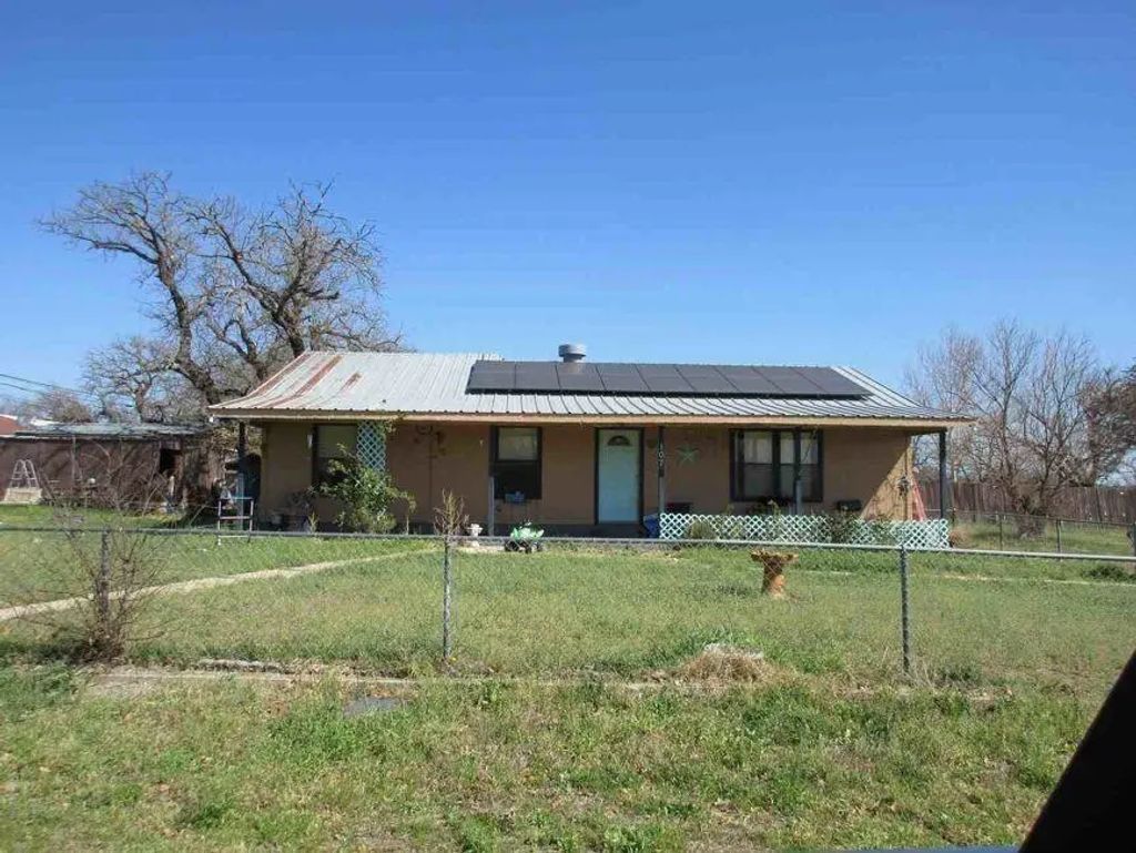 107 Buttercup Street, Kingsland