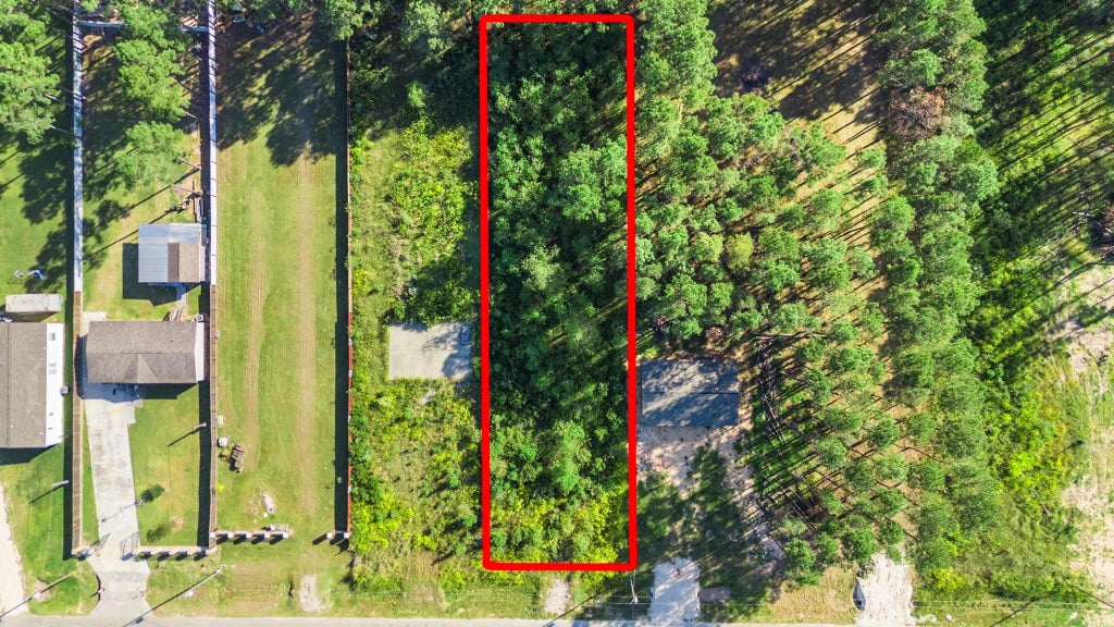 2236 County Road 3542, Cleveland