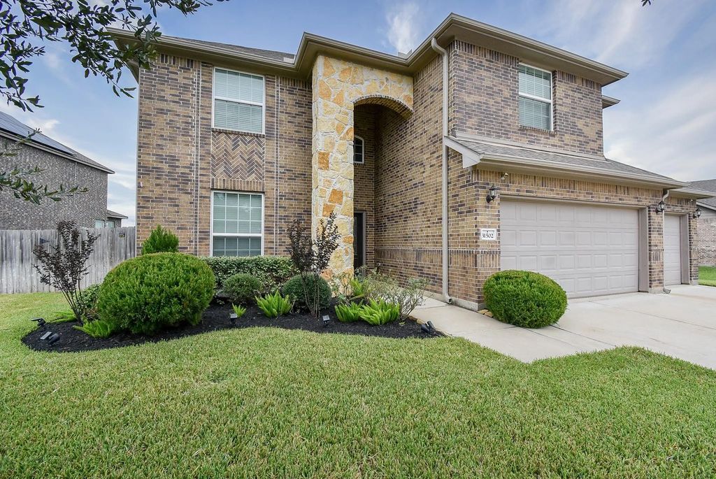 31502 Sandpiper Creek Drive, Hockley