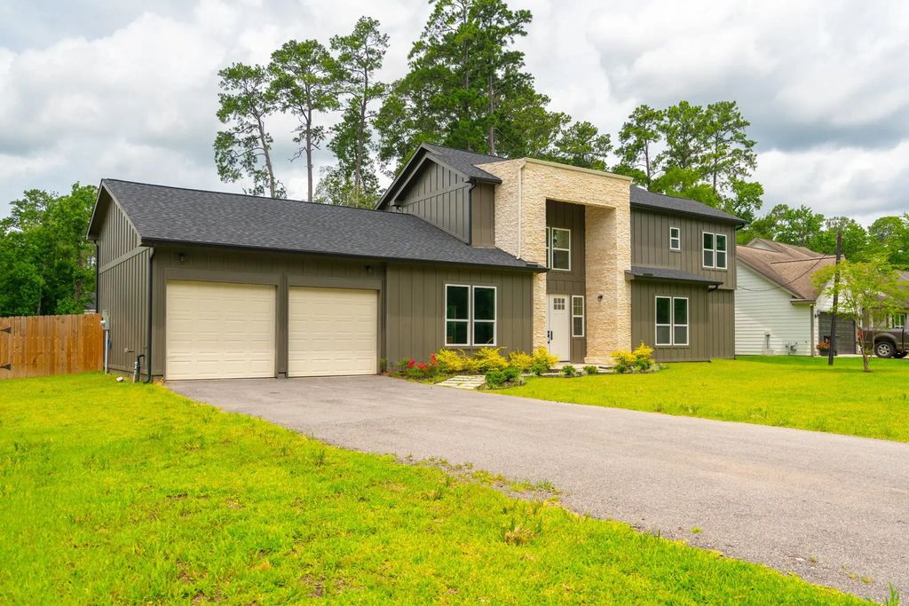 32507 Westwood Square West W, Magnolia
