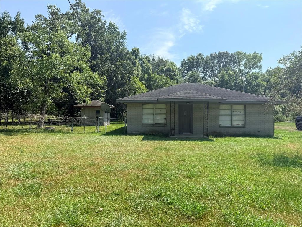 892 County Road 460, Dayton