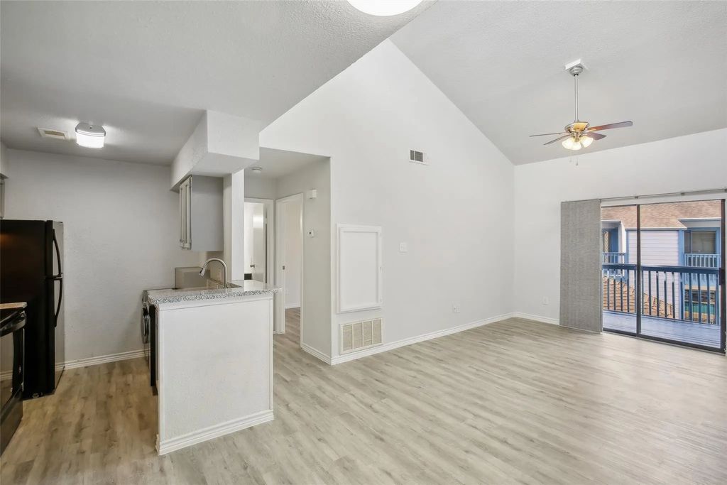 13155 Walden Road 212, Montgomery