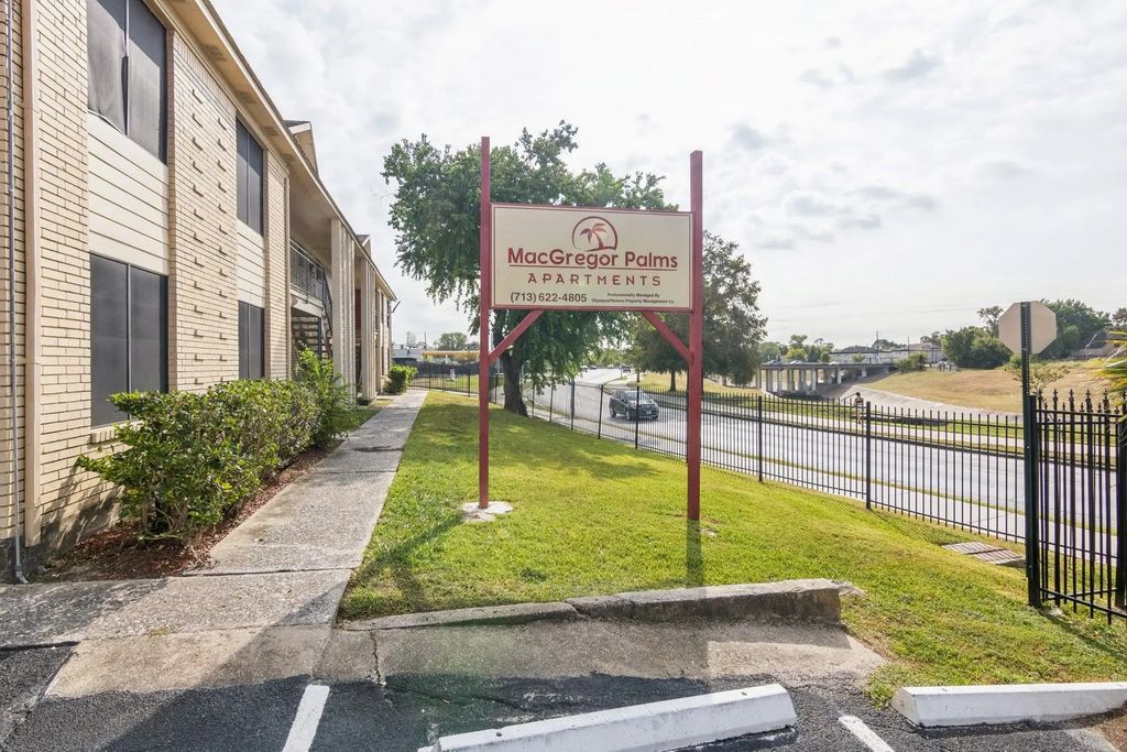 3635 N Macgregor Way 22, Houston