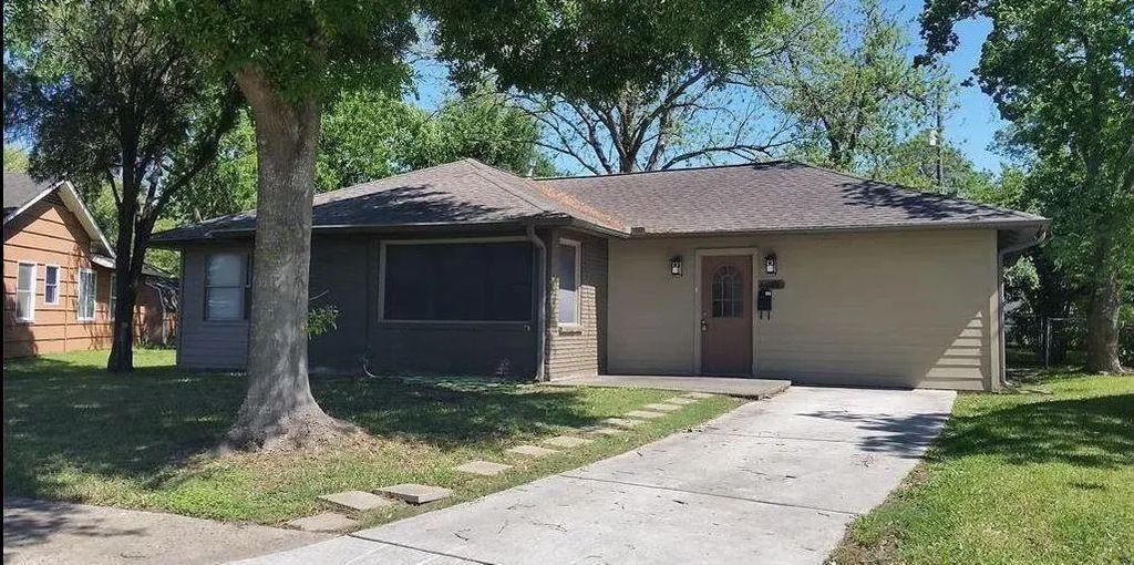 1611 Patrick Street, Pasadena