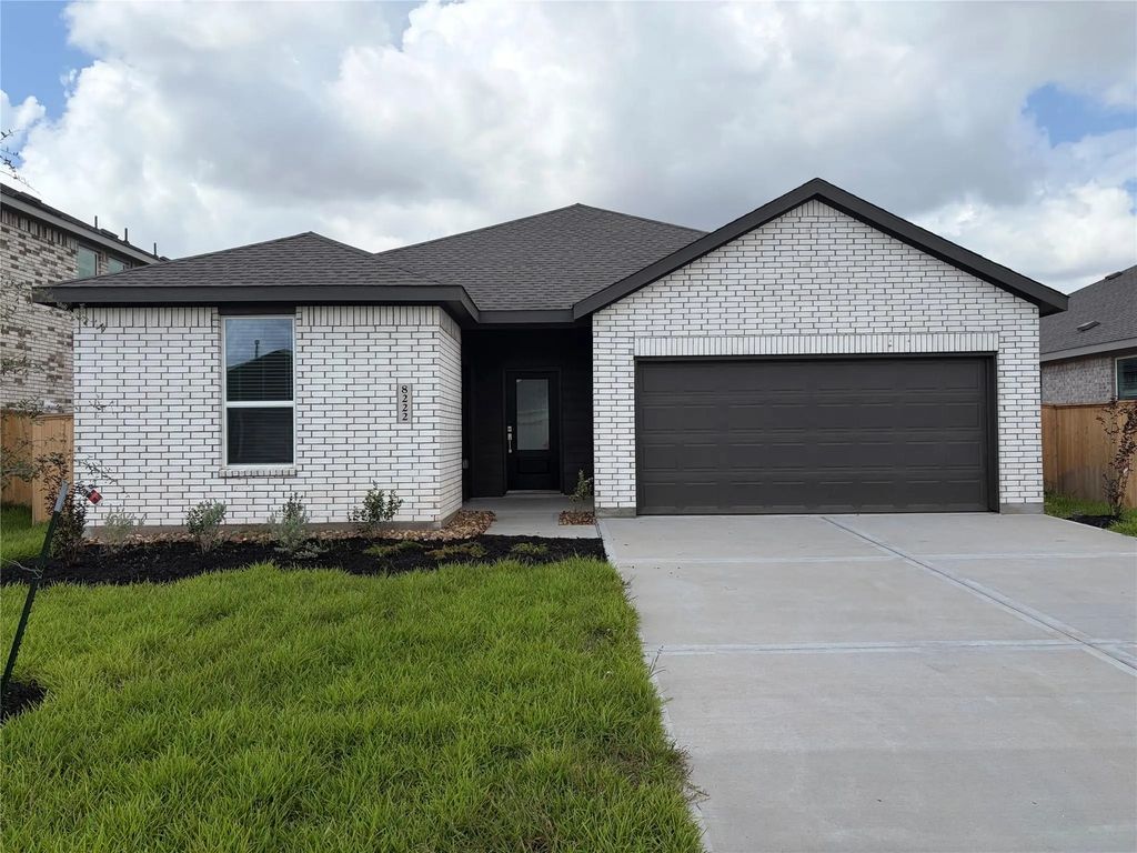 8222 Rustic Pine Trail, Richmond