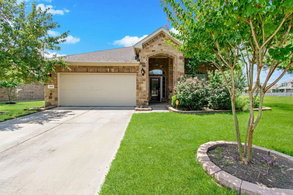 8951 Headstall Drive, Tomball