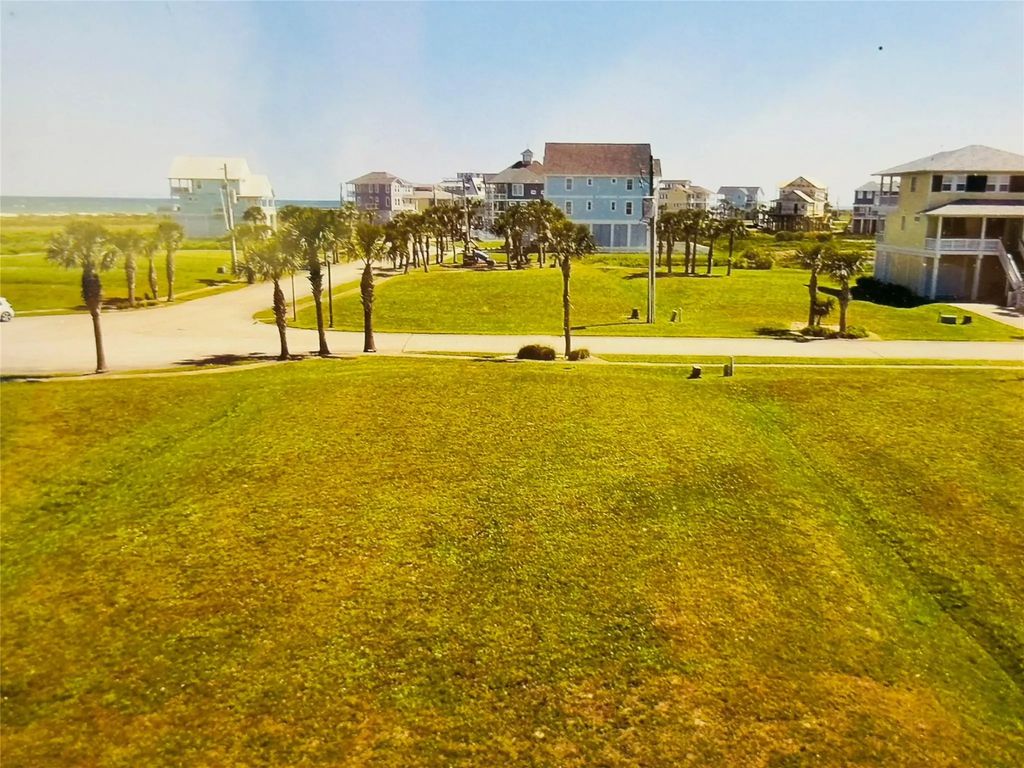 4115 Royal Tern Lane, Galveston