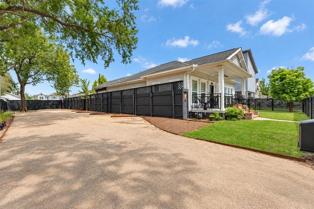 829 W 19th Street, Houston