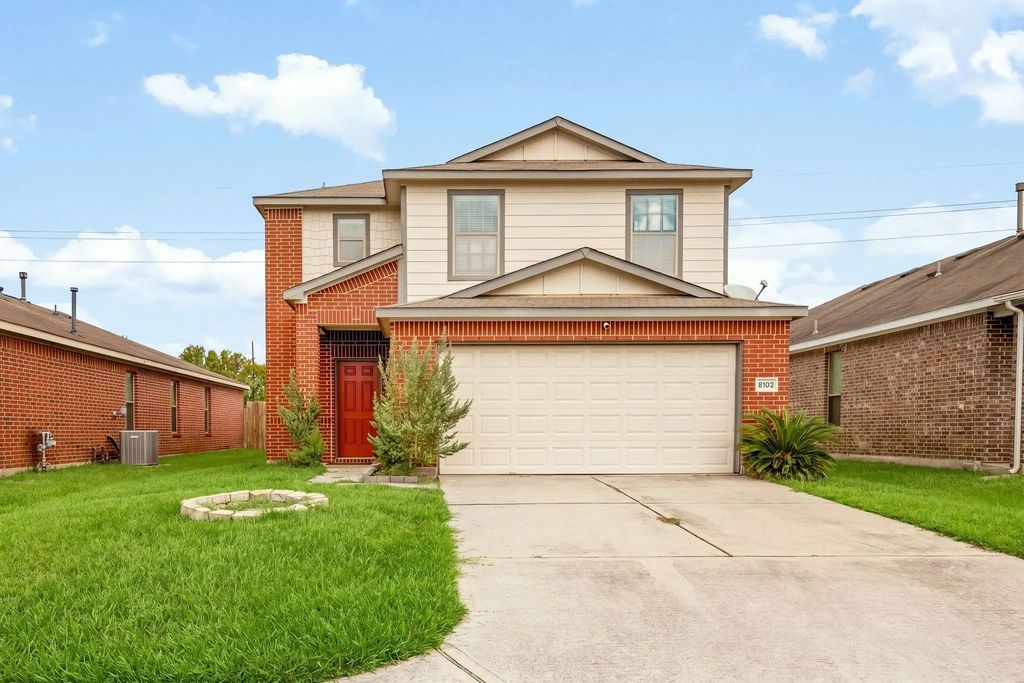 8102 Yaupon View Drive, Cypress