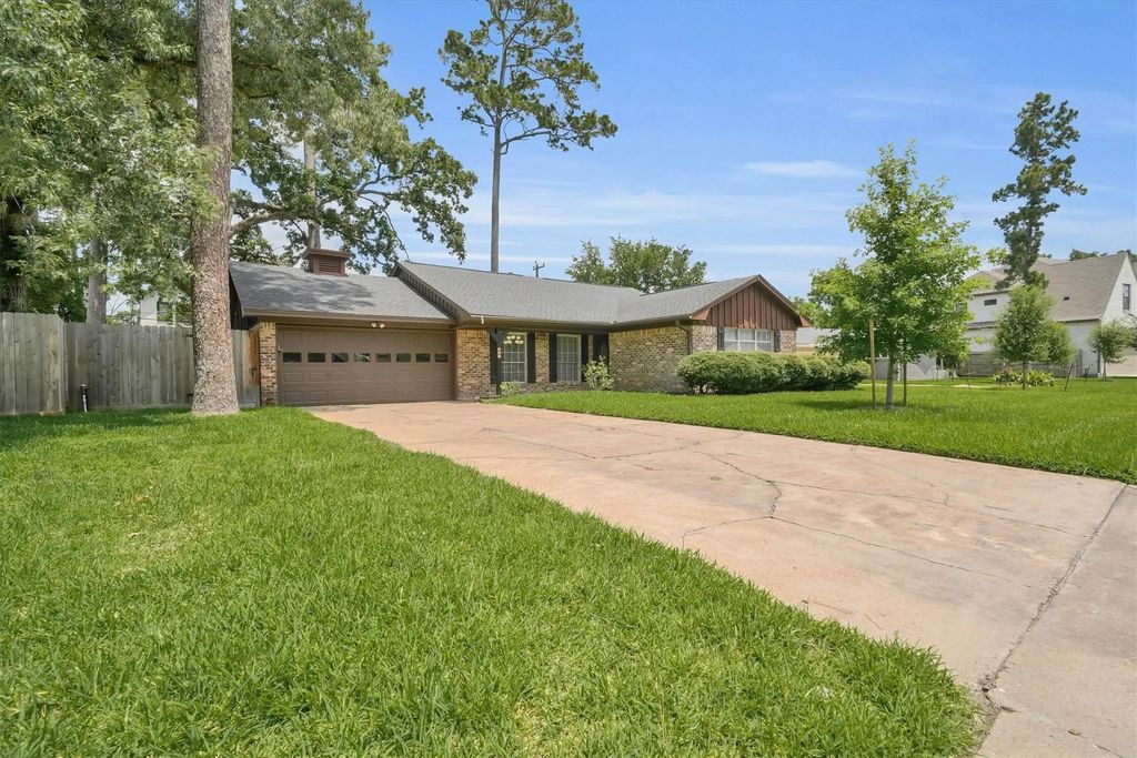 442 Mignon Lane, Houston