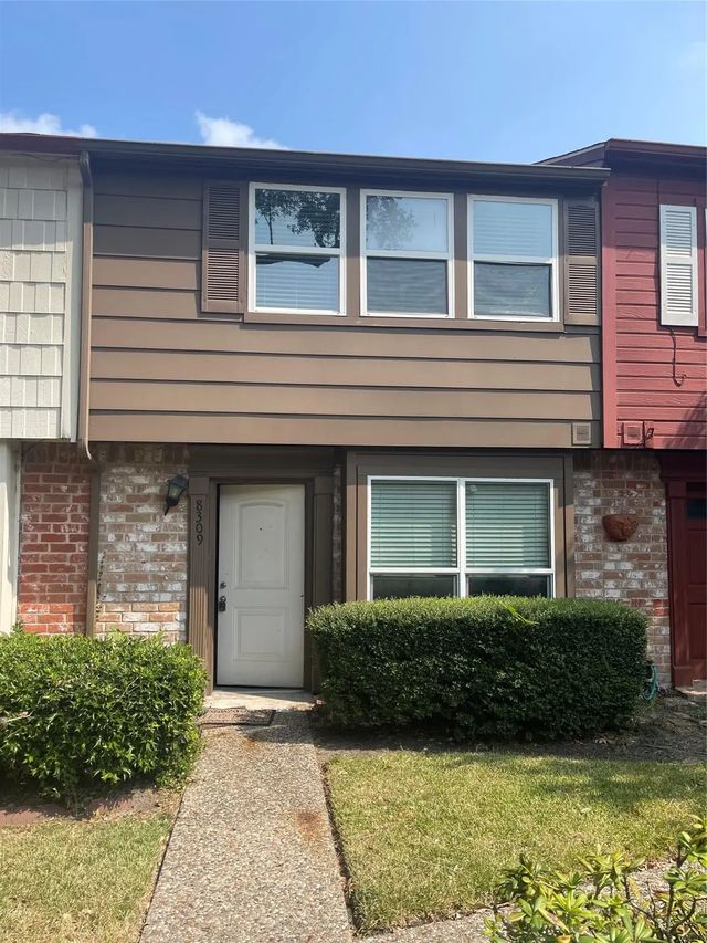 8309 Nairn Street, Houston