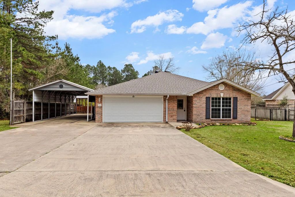 311 Peppertree, Village Mills