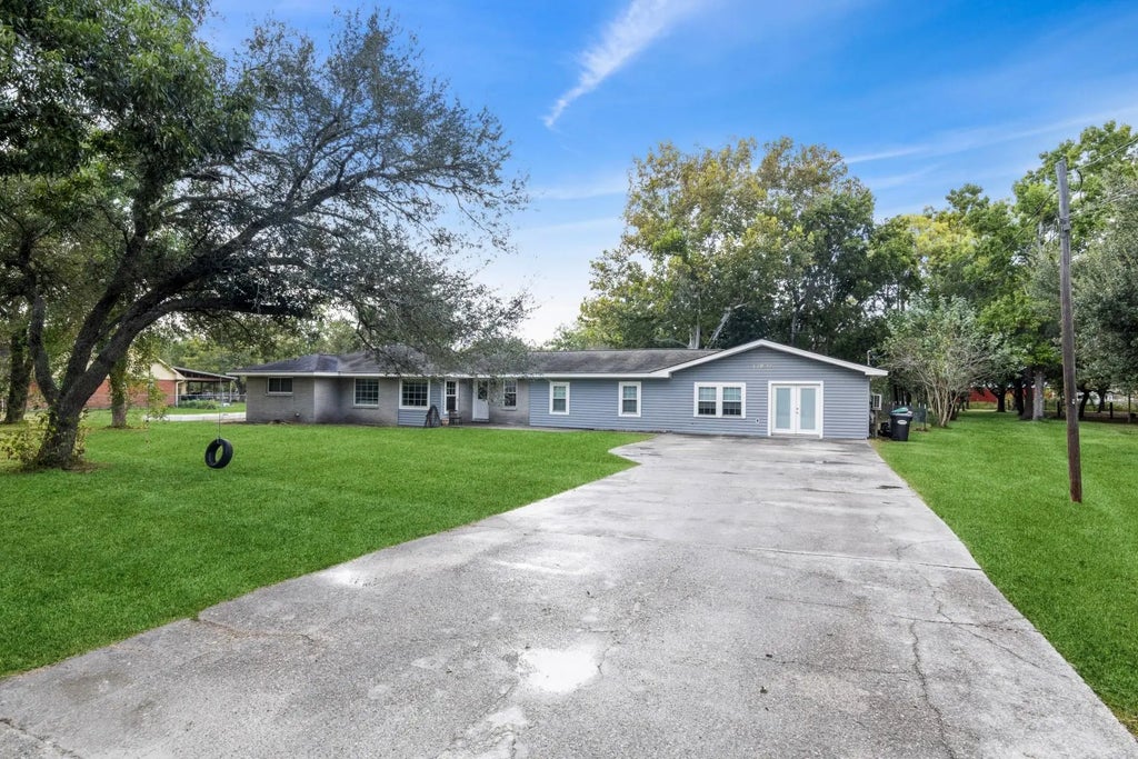 12802 Manor Drive, Brookside