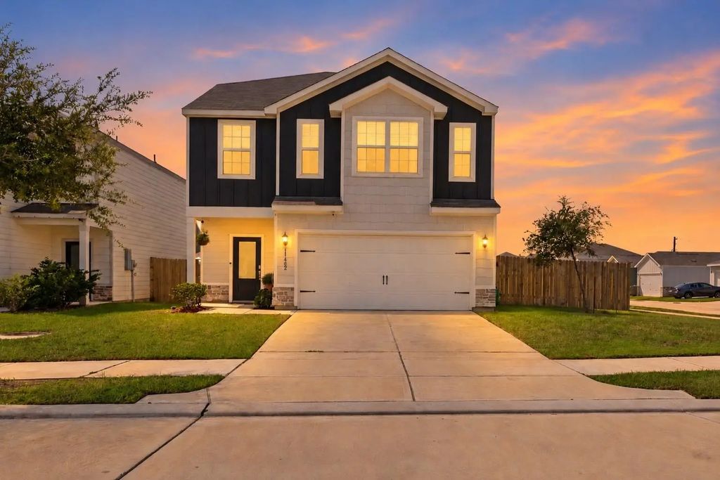 11402 Bright Sun Drive, Houston