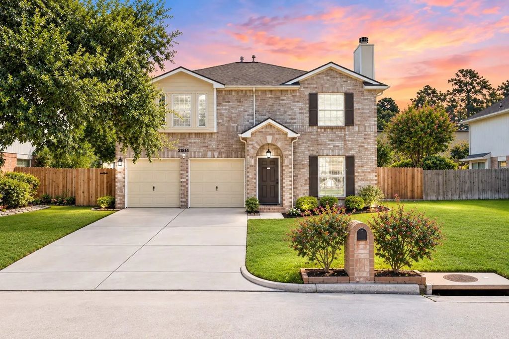 21814 Long Castle Drive, Spring