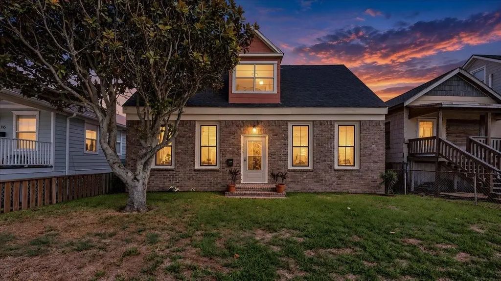 1614 Avenue O, Galveston