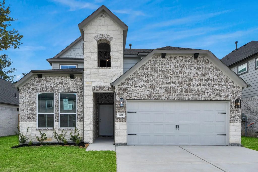 1008 Golden Glow Path, Magnolia