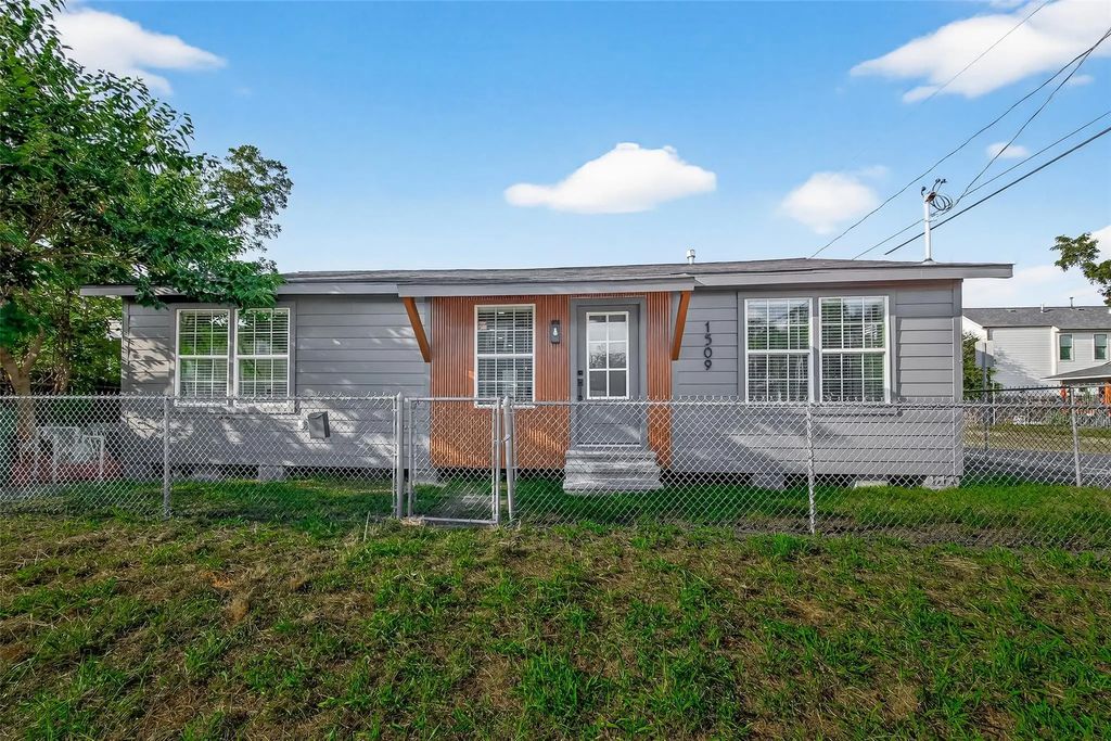 1509 Moody Street, Houston