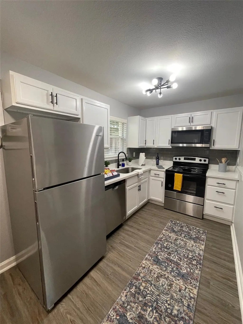 1225 West 25th St 2, Houston