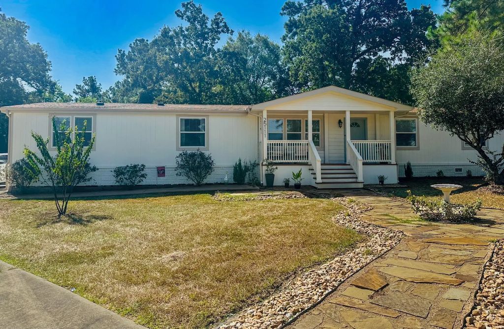 25111 Alamoway, Magnolia