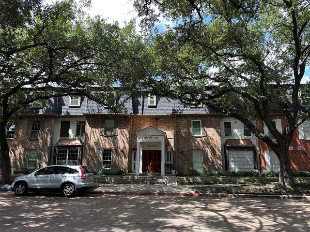 359 N Post Oak Lane 220, Houston
