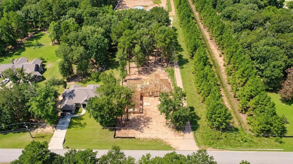 17210 Pecos Drive, Splendora