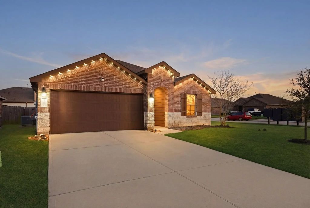 11225 34th Avenue N, Texas City