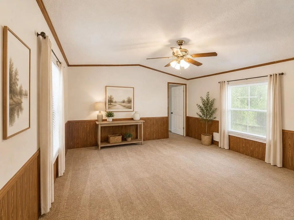 344 Holmes Road, Onalaska
