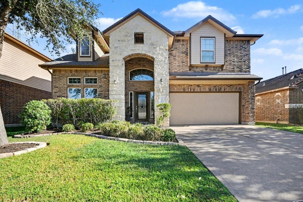 340 Kendall Crest Drive, Alvin