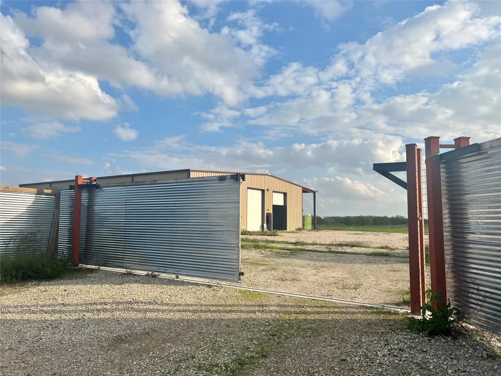 36847 Richard Frey 1-15 Road 15, Hempstead