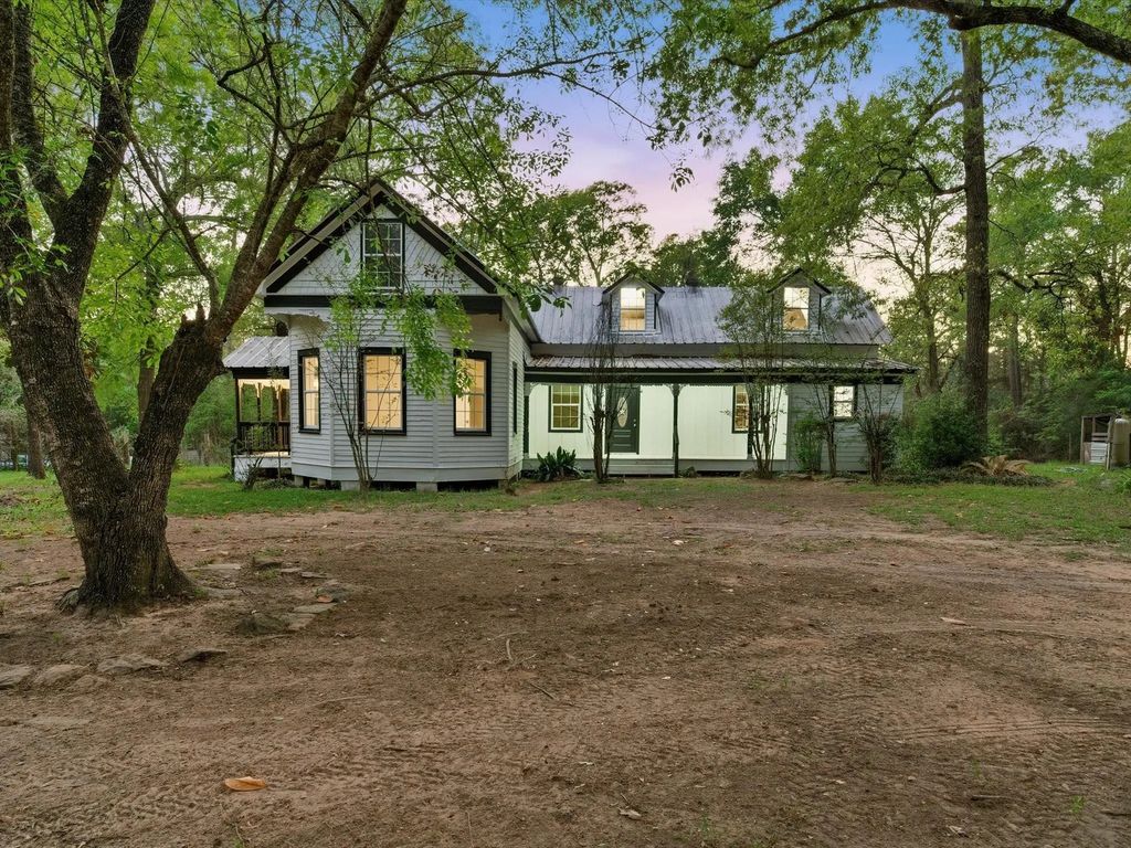 16958 Cedar Road, Plantersville