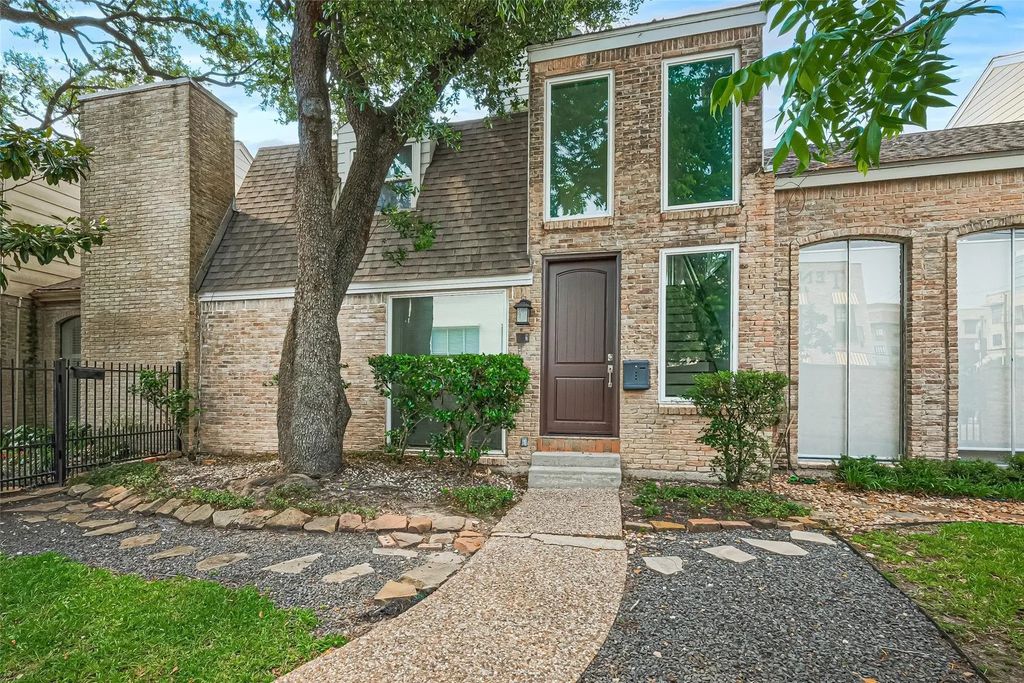 4305 Westheimer Road, Houston